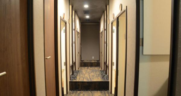 Hotel Cabin Style Окаяма Екстериор снимка